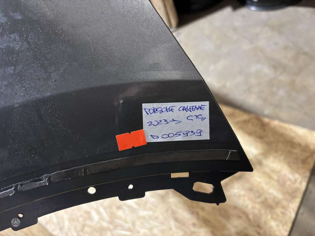 Porsche Cayenne, 9Y0807221F, Cen25716
