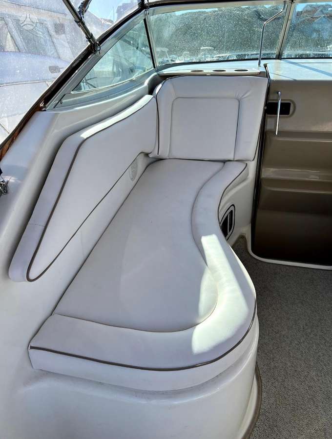 SeaRay Sundancer 270, yachts / cruisers