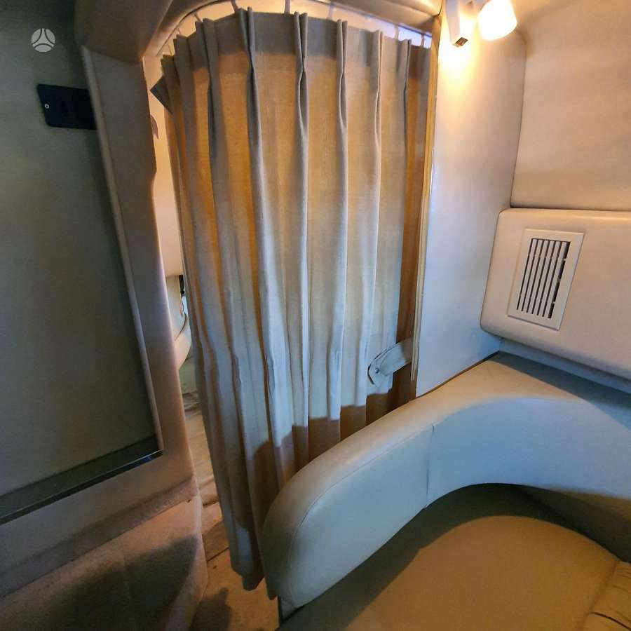 SeaRay Sundancer 270, yachts / cruisers