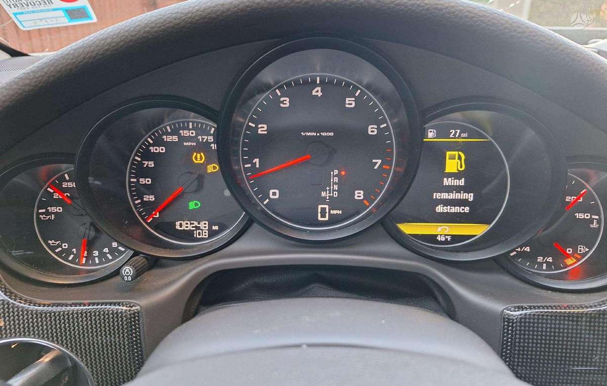 Porsche Panamera Vin ep0aa2a72fl004213