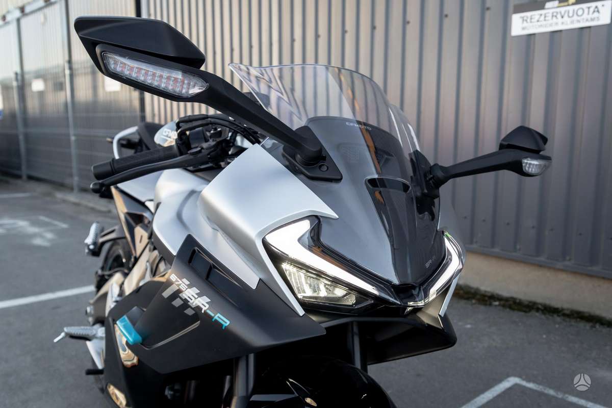 CFMOTO 675 SRR 675cc, superbikes