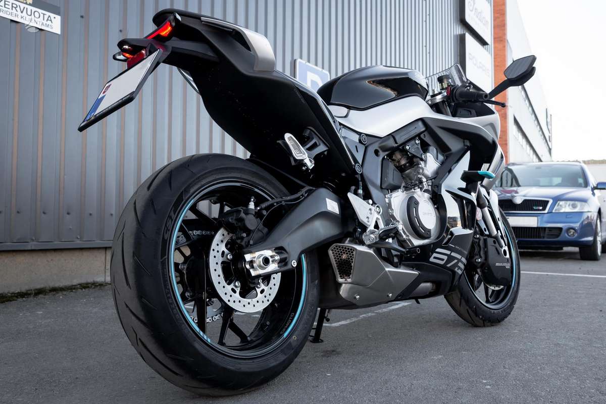 CFMOTO 675 SRR 675cc, superbikes