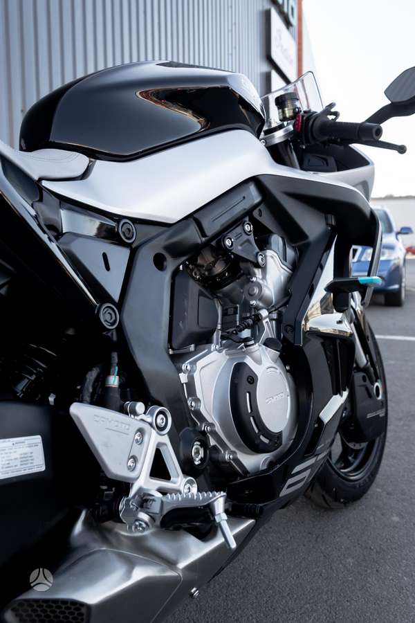 CFMOTO 675 SRR 675cc, superbikes