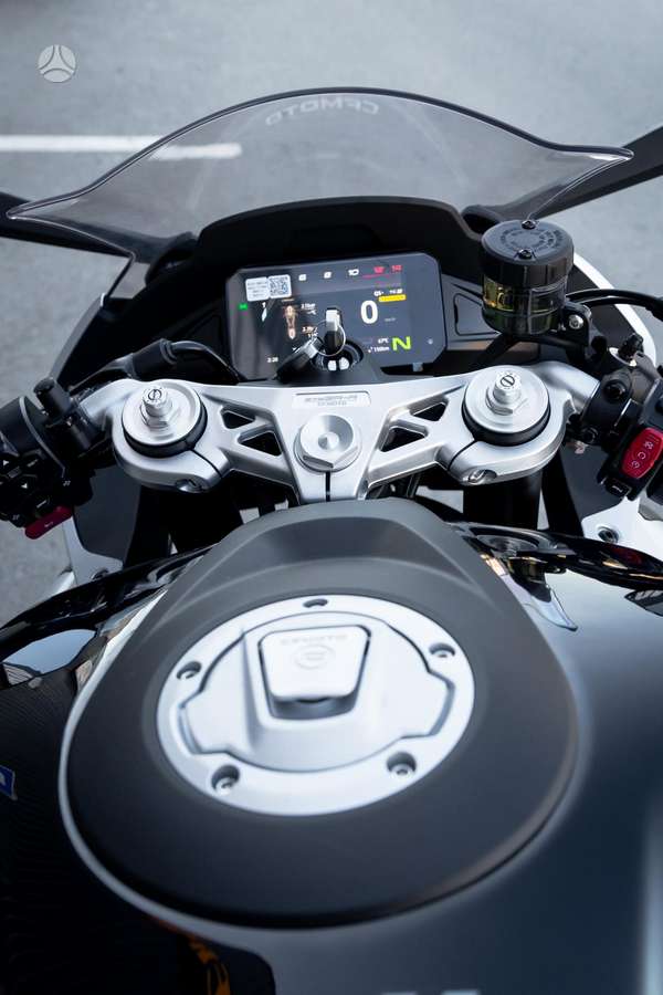 CFMOTO 675 SRR 675cc, superbikes