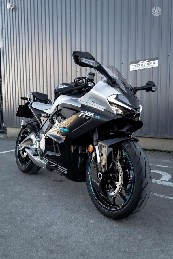 CFMOTO 675 SRR 675cc, superbikes