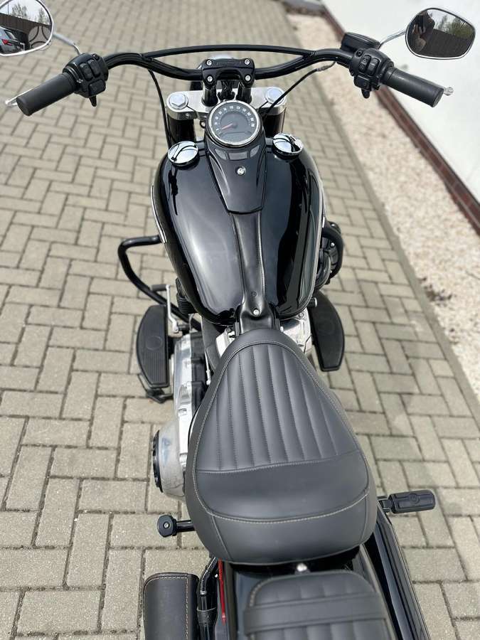 Harley-Davidson FLS 1750cc, choppers