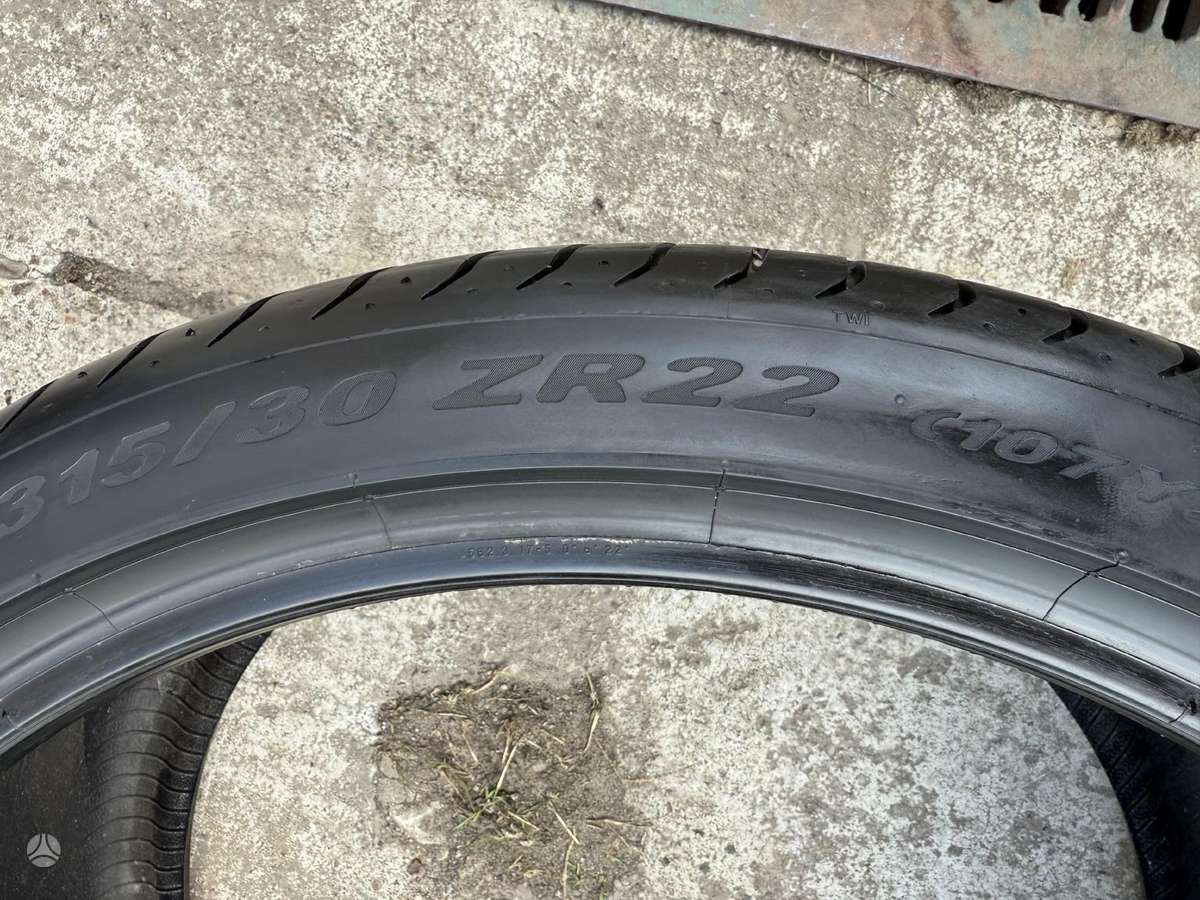 Pirelli Pzero, summer 315/30 R22