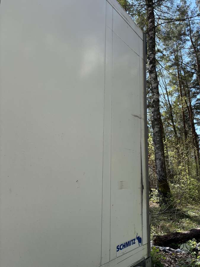 Schmitz SKO 24, refrigerated