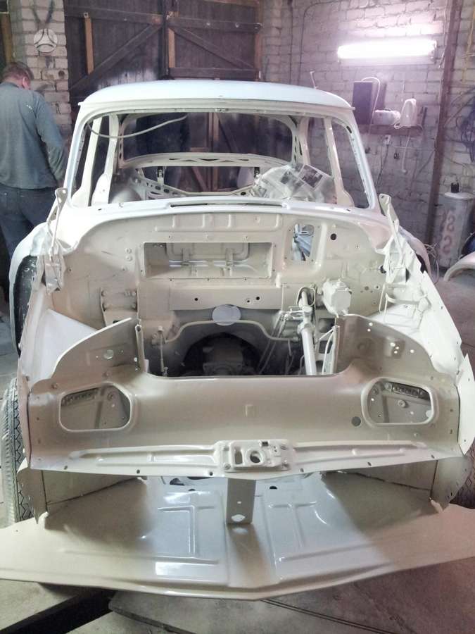 GAZ 21, Седан