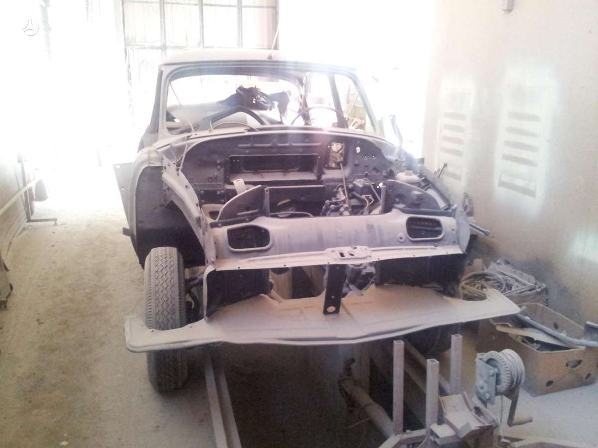 GAZ 21, Седан