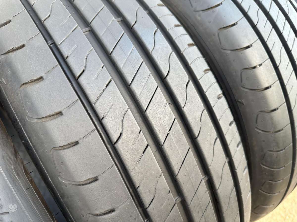 Goodyear, летние 225/60 R18
