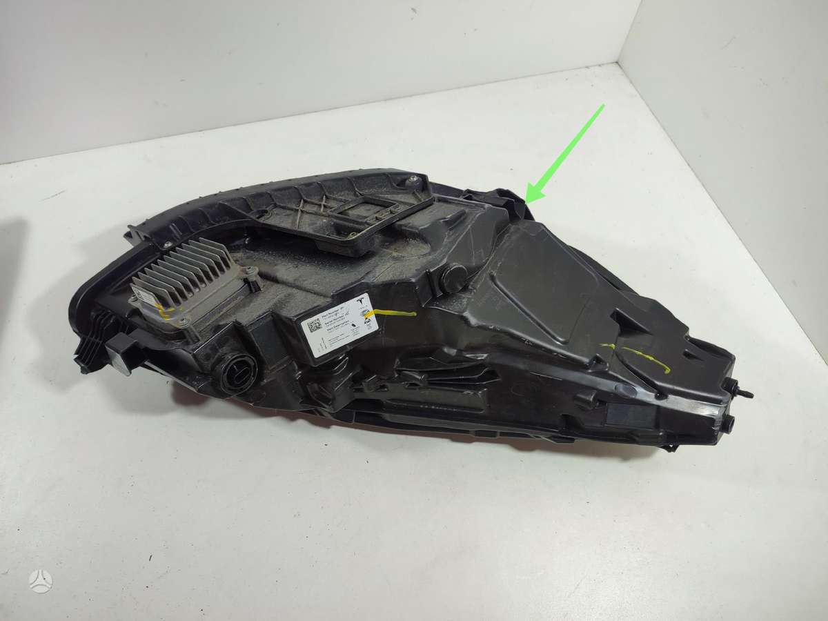 Tesla Model 3, 151495300C  151495200E, lights
