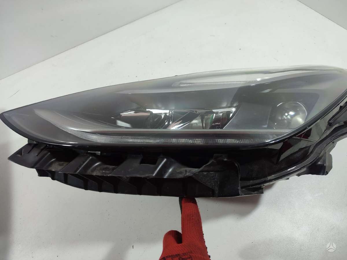 Tesla Model 3, 151495300C  151495200E, lights