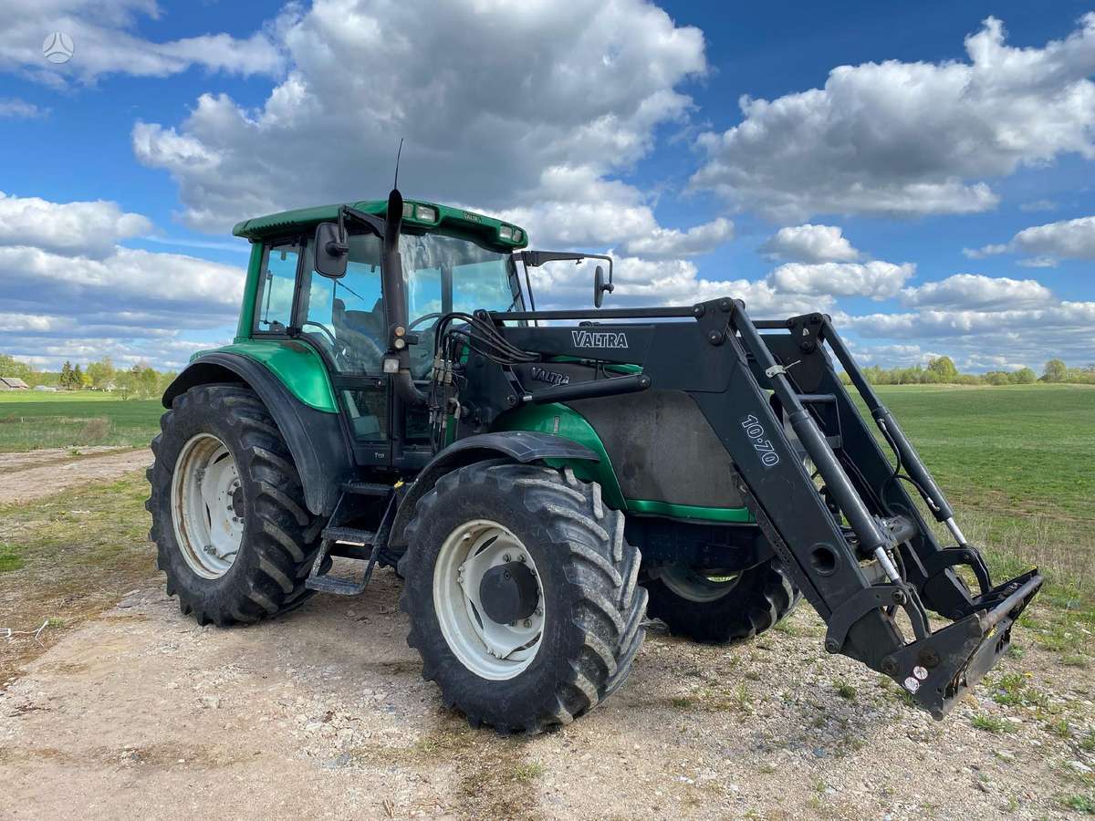 Valtra T130, traktoriai