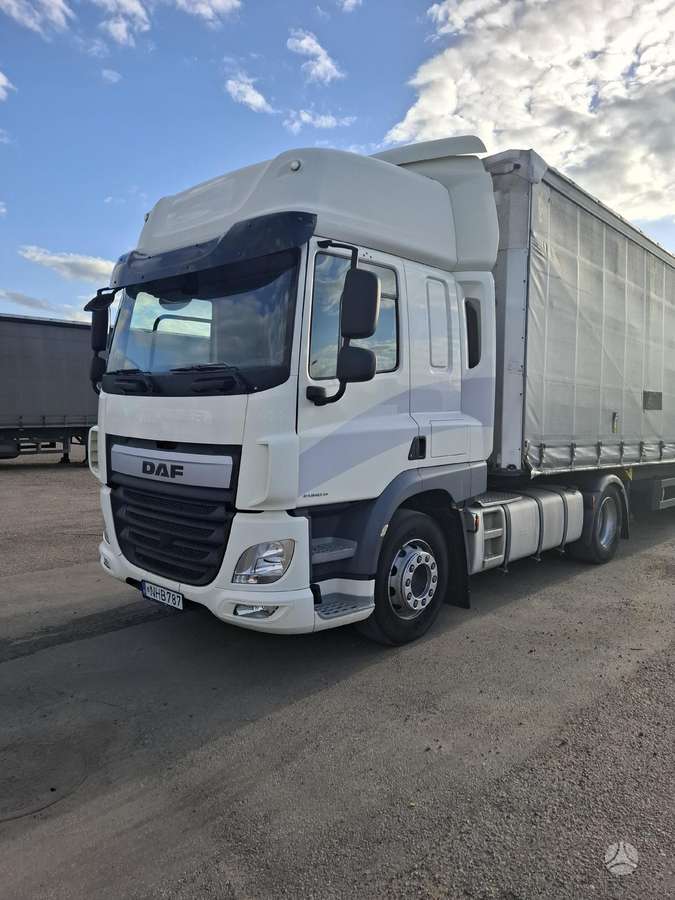DAF CF, single sleeper