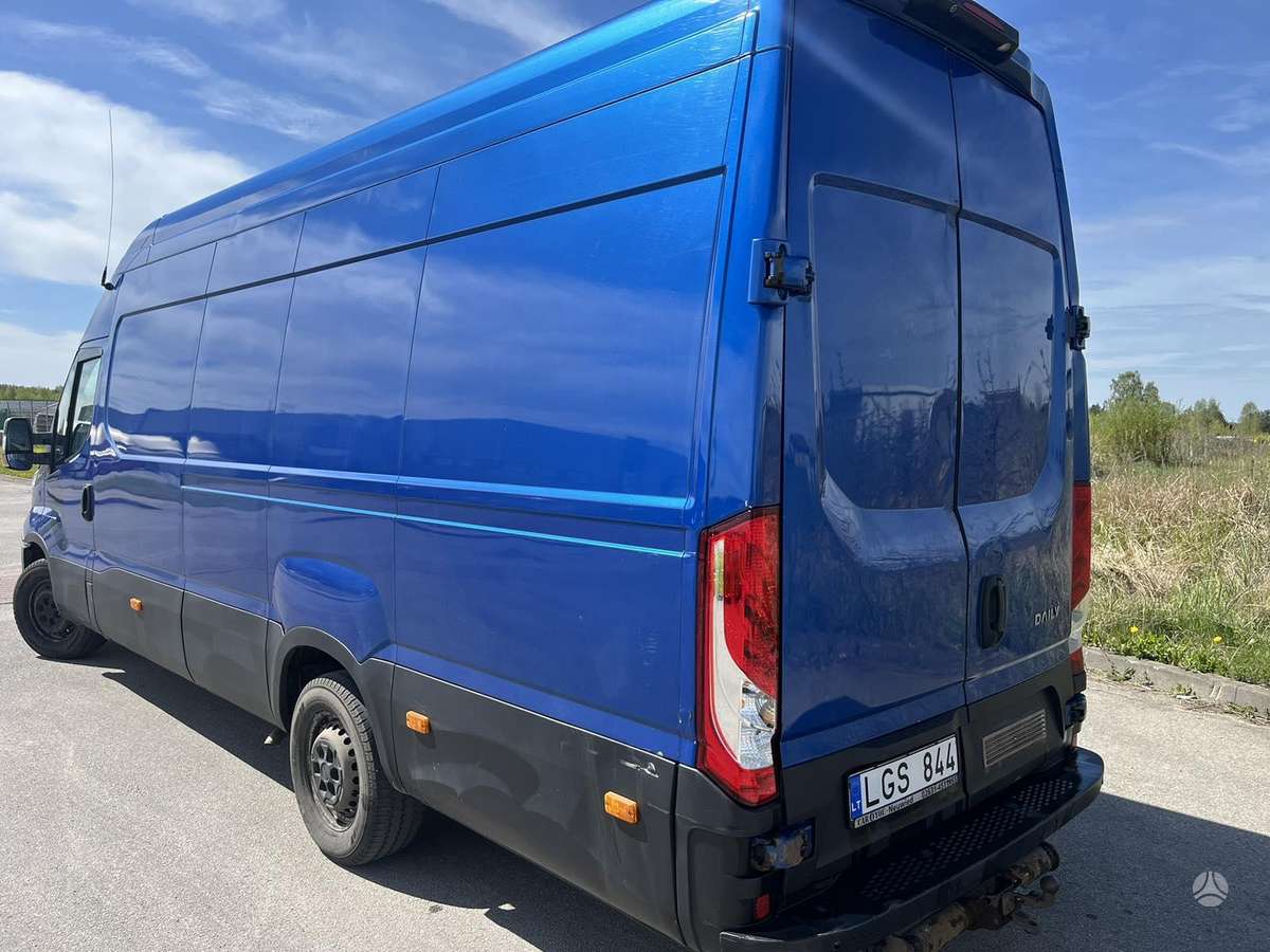 Iveco Daily, 3.0 l., cargo van