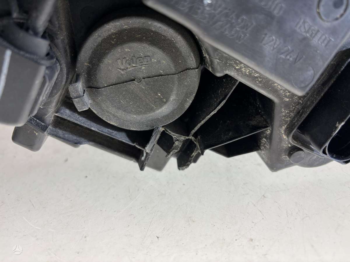 Volkswagen Jetta, 17A941035A, Cen25782