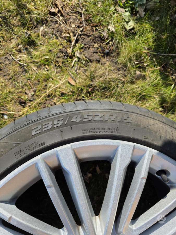 Audi A4, light alloy, R19