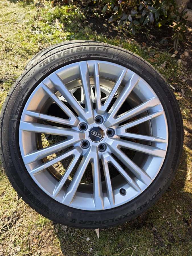 Audi A4, light alloy, R19