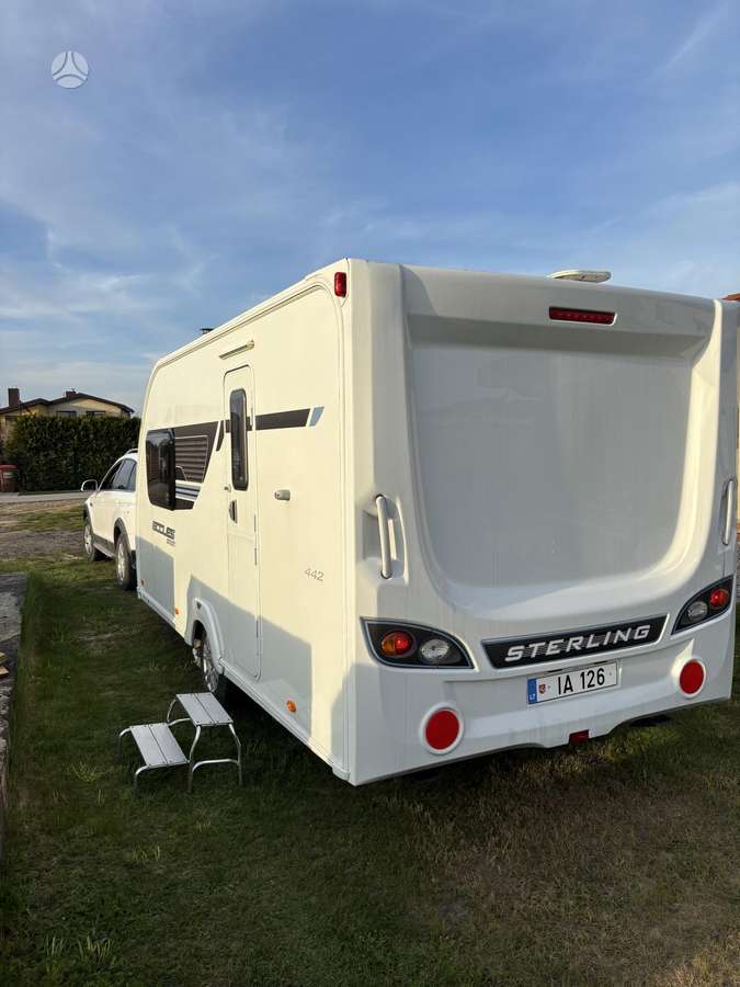 Bürstner Lunar, Elddis Sterling, кемперы