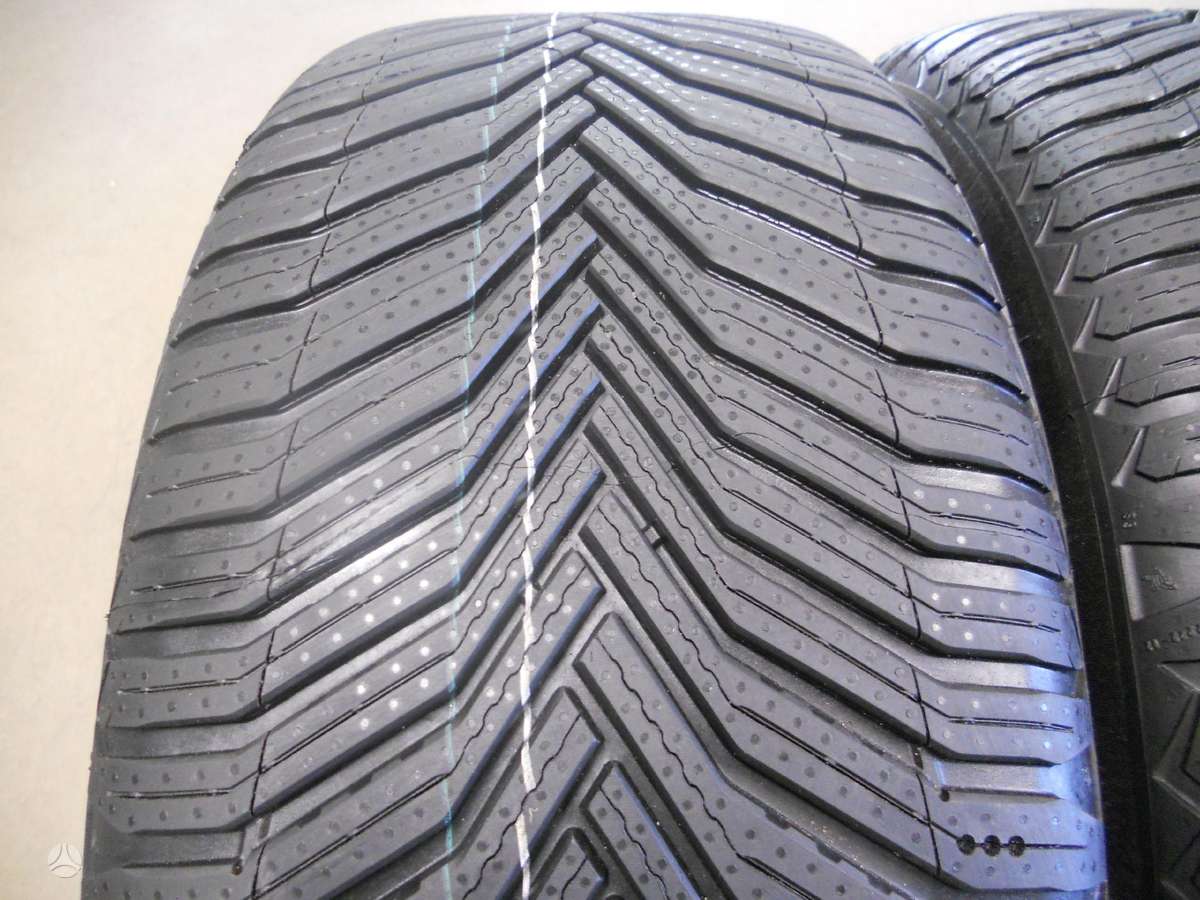 Semperit 2020m 95%, летние 295/35 R21