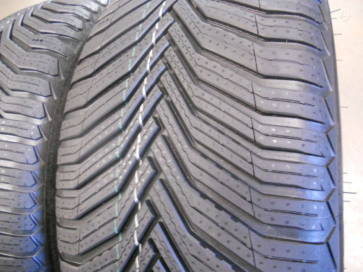 Semperit 2020m 95%, летние 295/35 R21