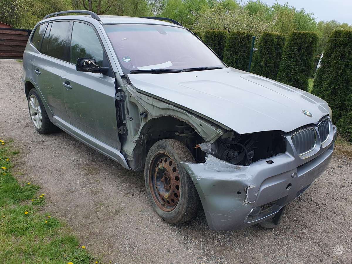 BMW X3 Dalimis