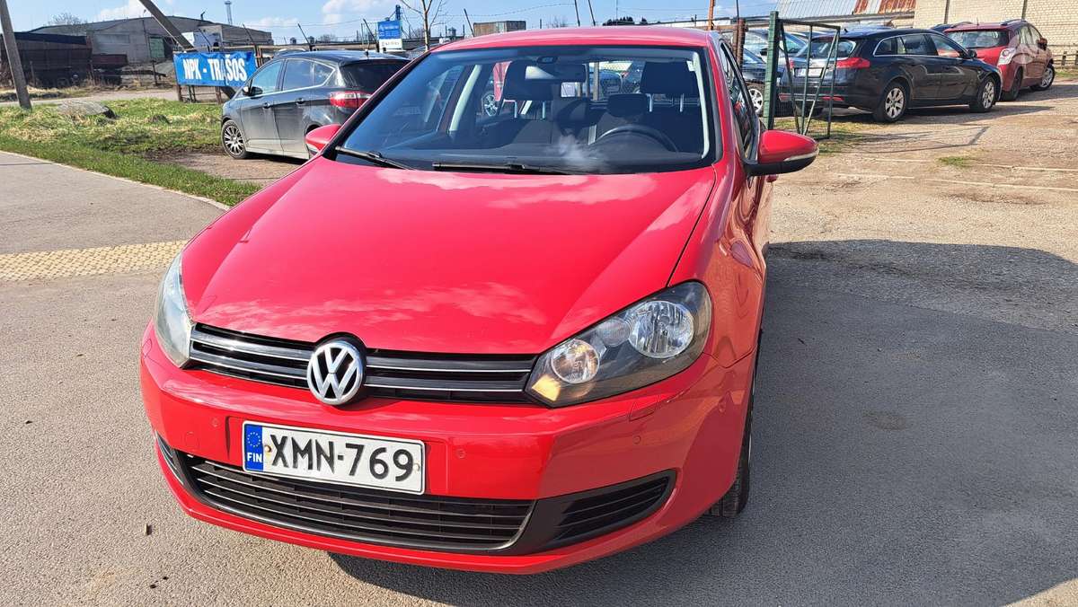 Volkswagen Golf - 9
