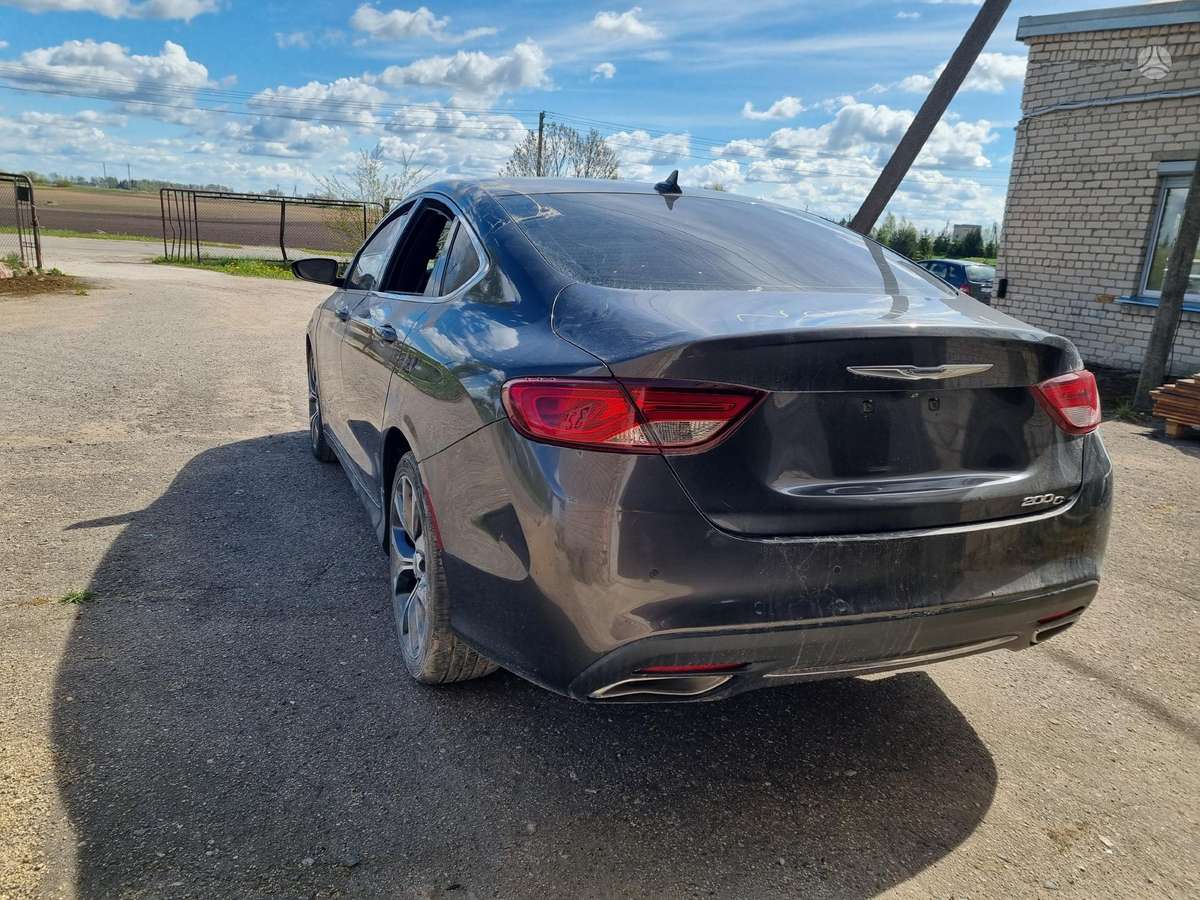 Chrysler 200 Chrysler 200c