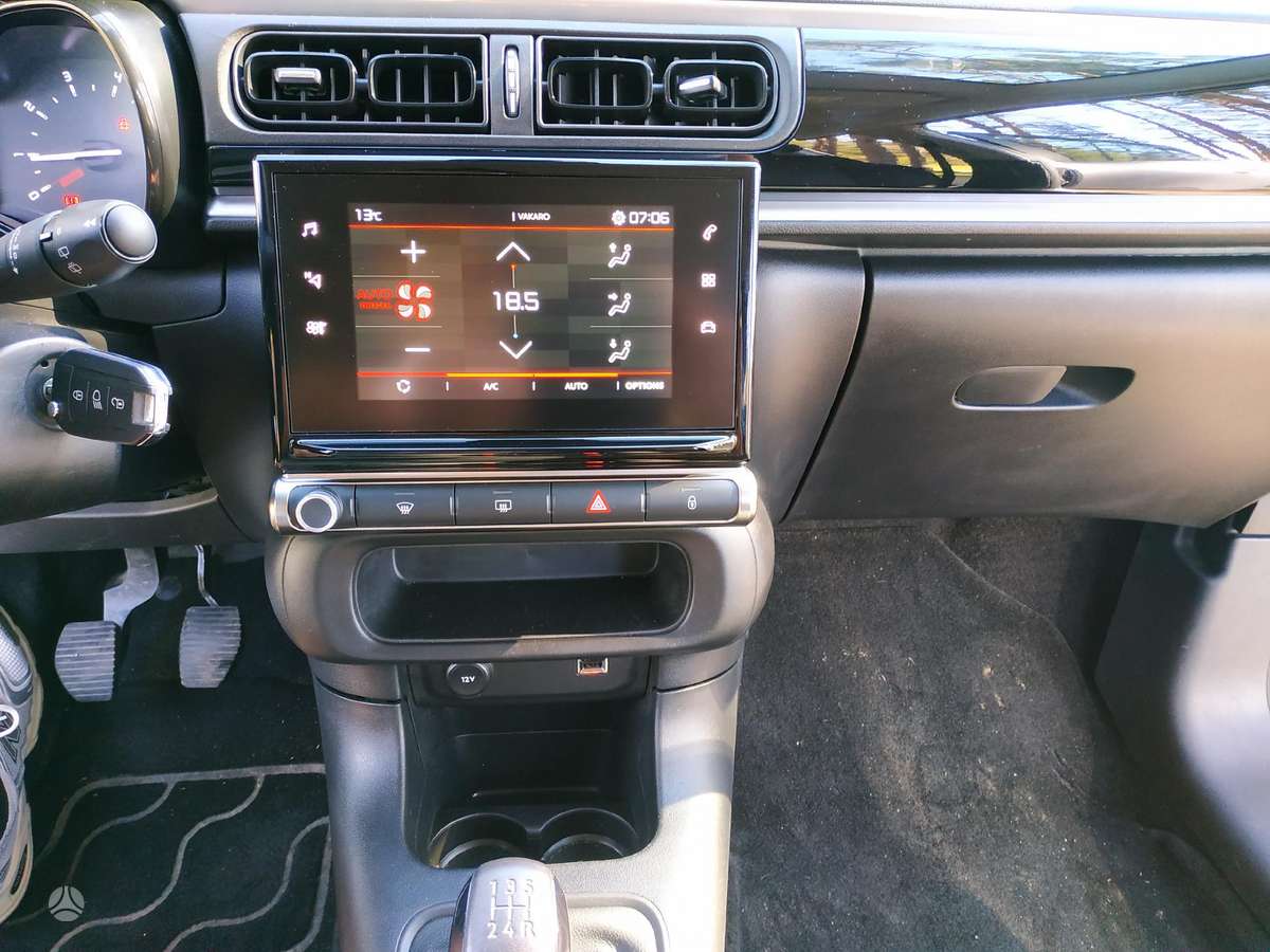 Citroen C3, 1.2 l., hatchback