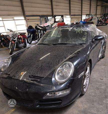 Porsche 911 4s