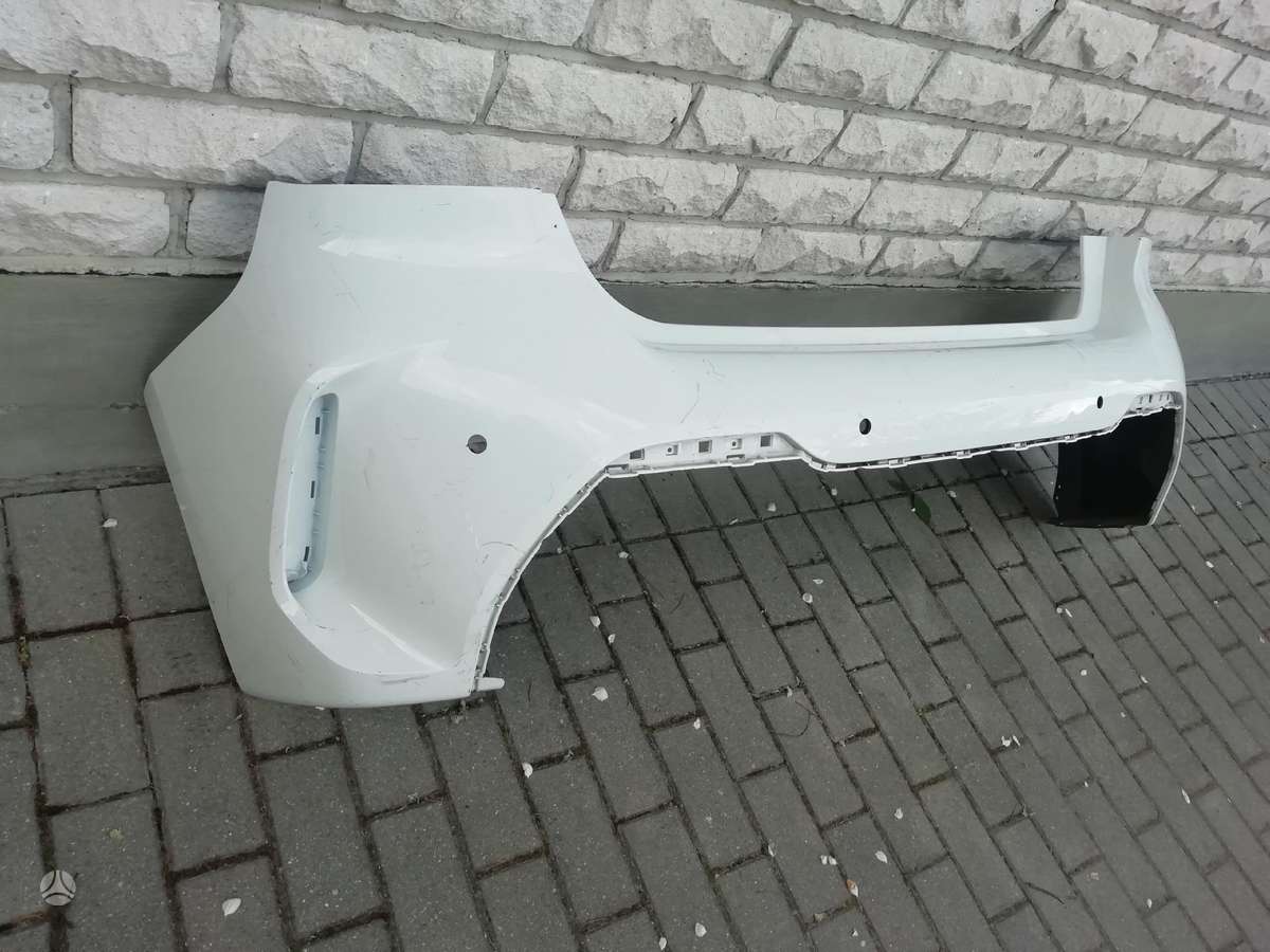 BMW 1 serija m paket f 40