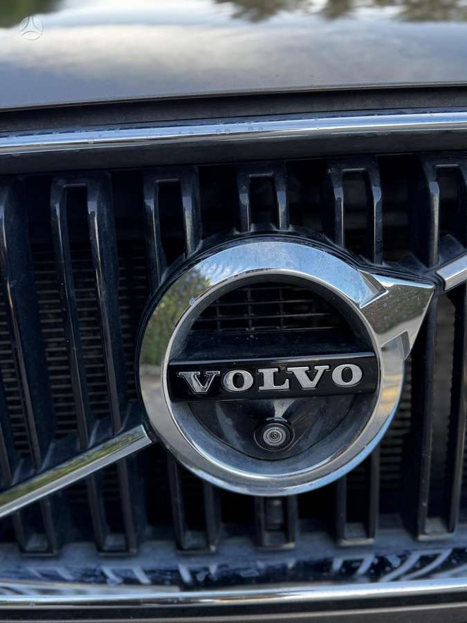 Volvo XC90, 2.0 l., off-road / crossover