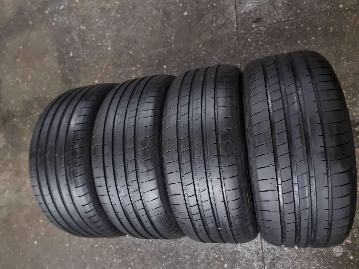 Goodyear, summer 245/40 R19