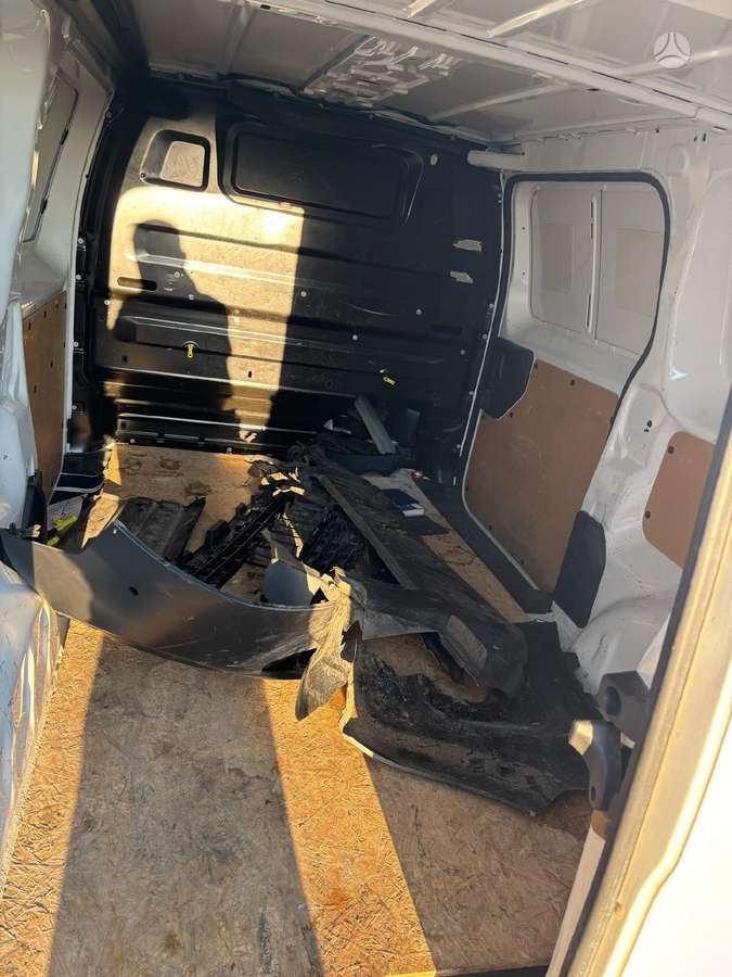 Peugeot Expert по частям. Europa