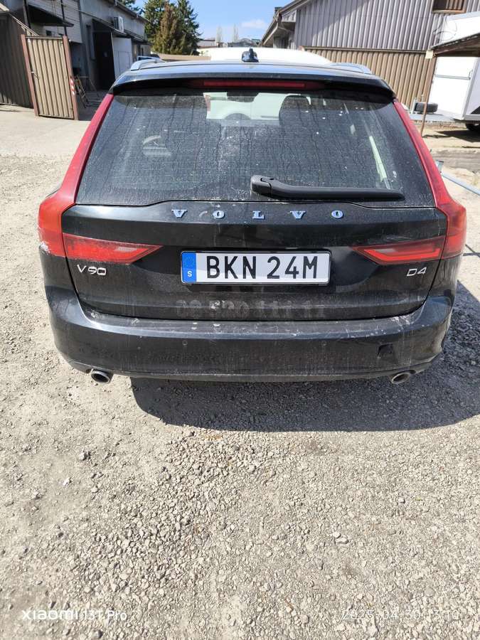 Volvo V90
