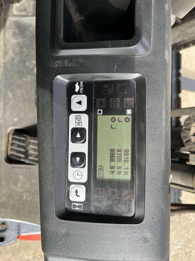 Toyota Traigo 48, forklifts