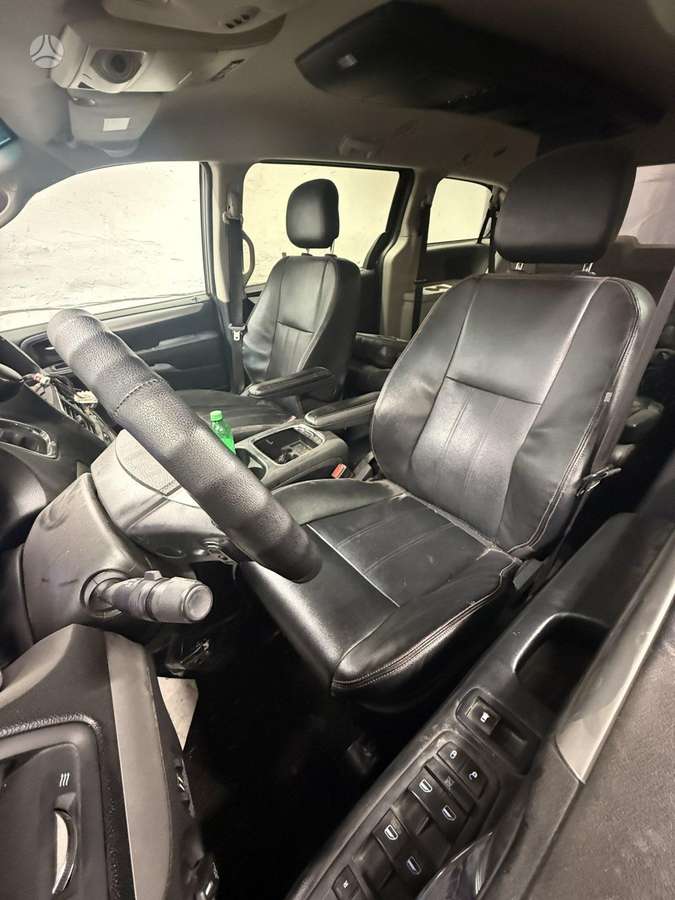 Dodge Grand Caravan