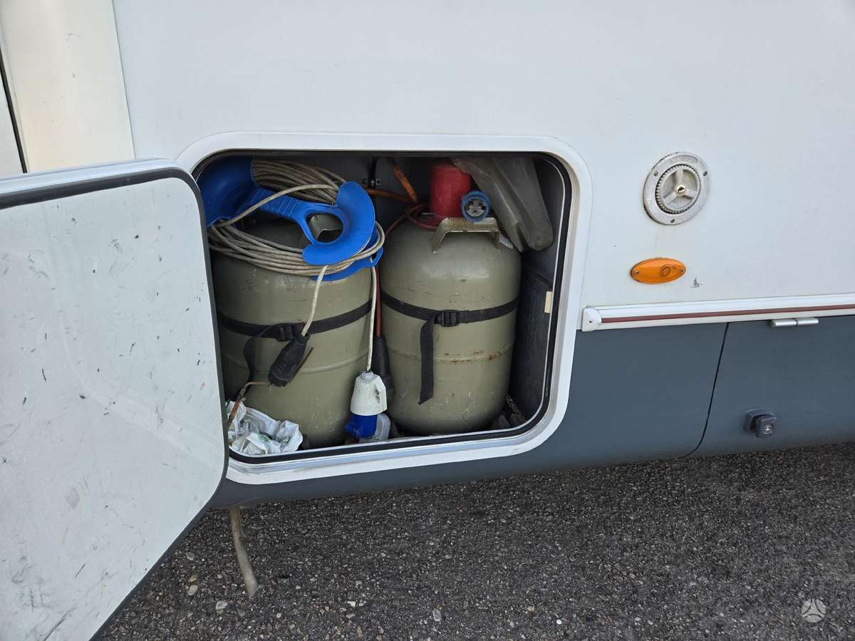 LMC Liberty 620, campers