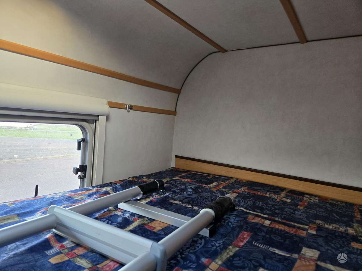 LMC Liberty 620, campers
