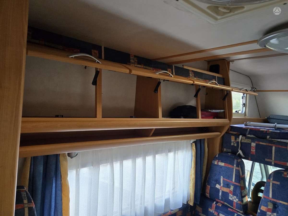 LMC Liberty 620, campers