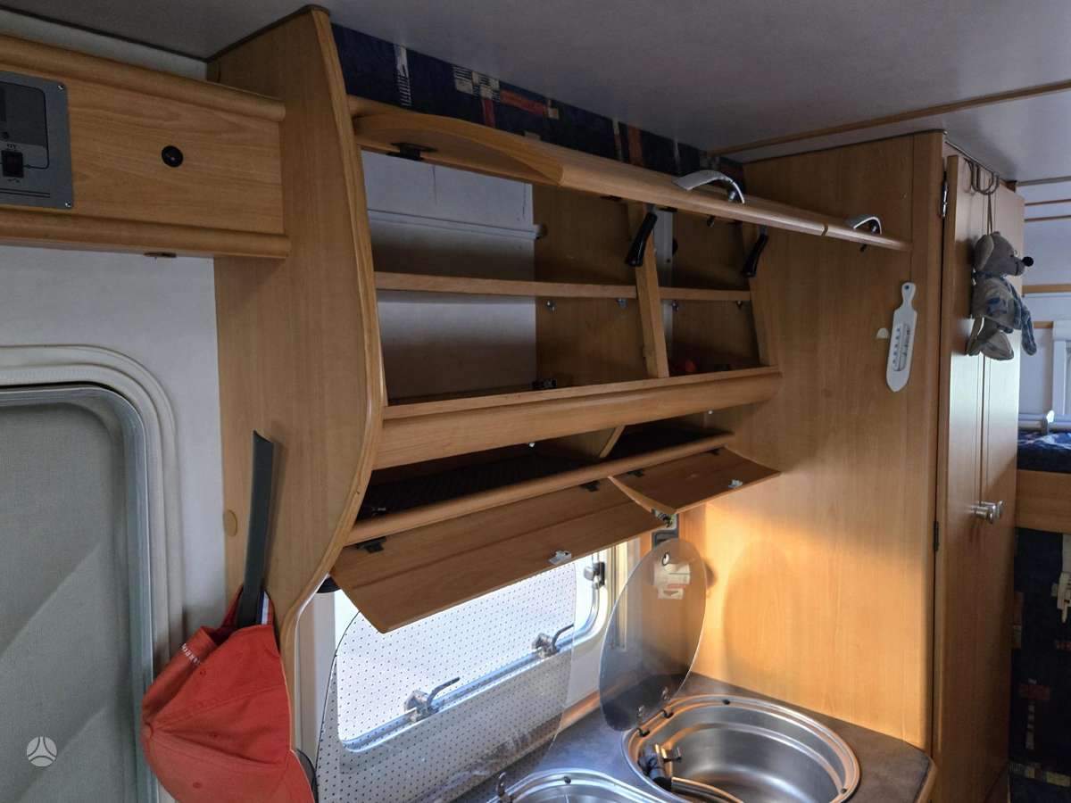 LMC Liberty 620, campers
