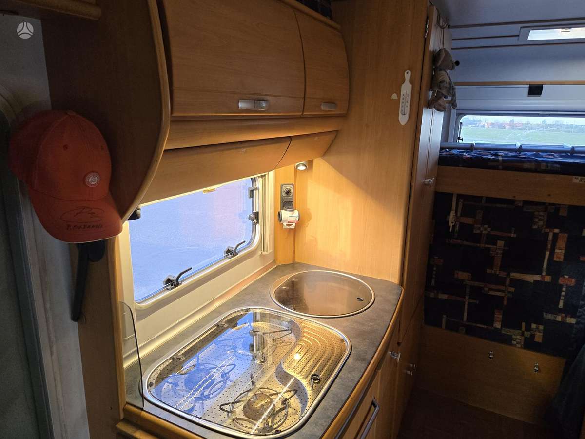 LMC Liberty 620, campers