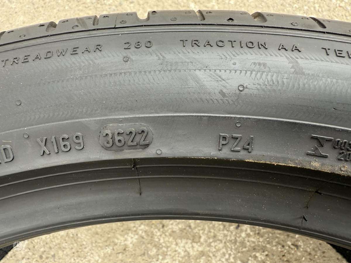 Pirelli Pzero pz4J LR, летние 245/45 R20