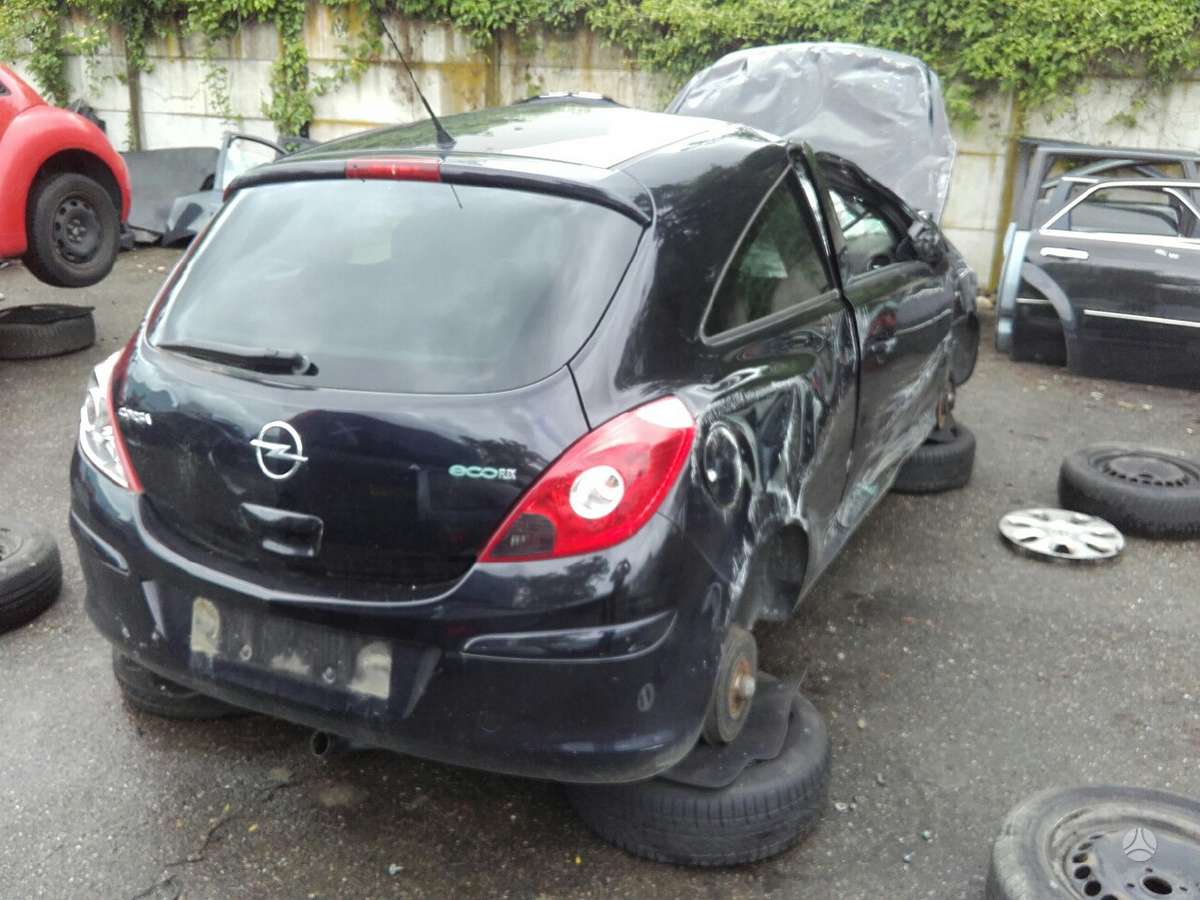 Opel Corsa 37069885048