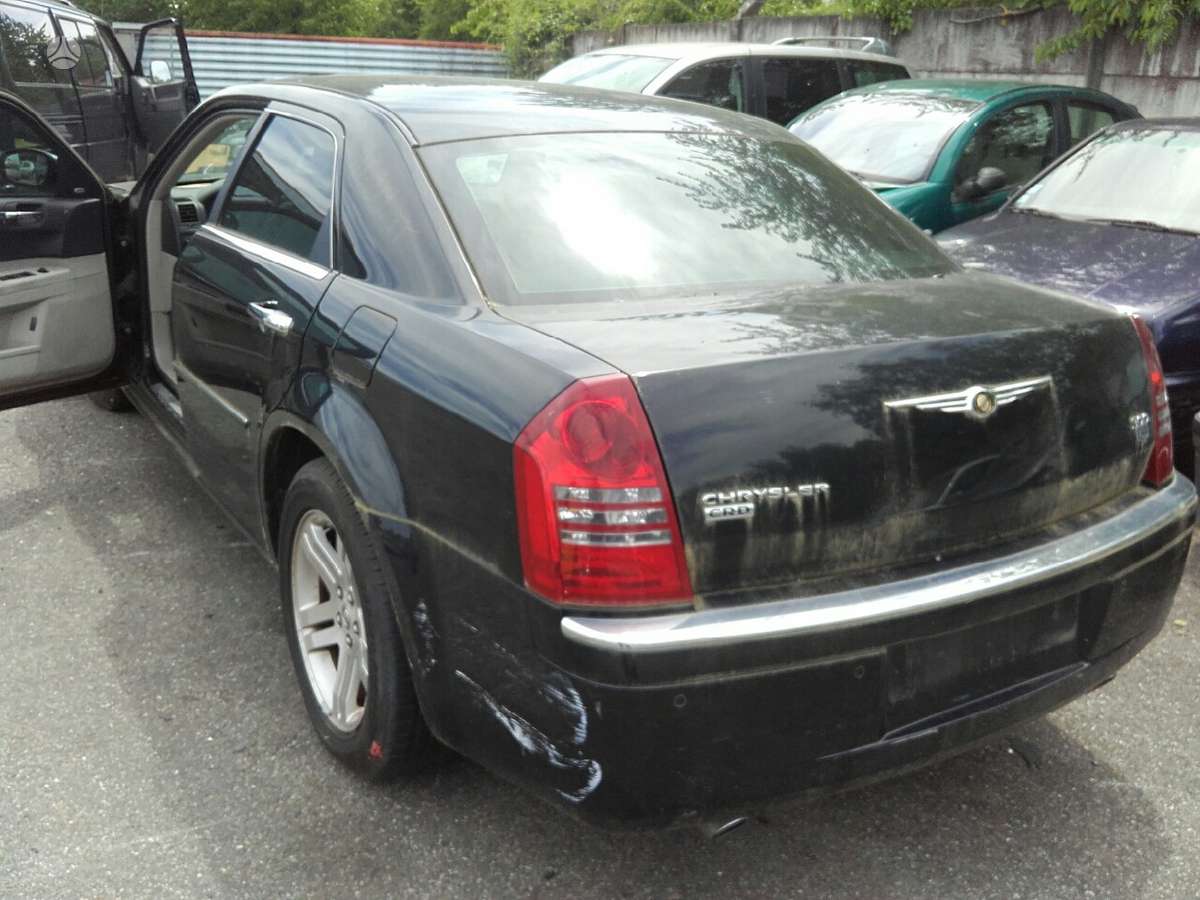 Chrysler 300C 869885048