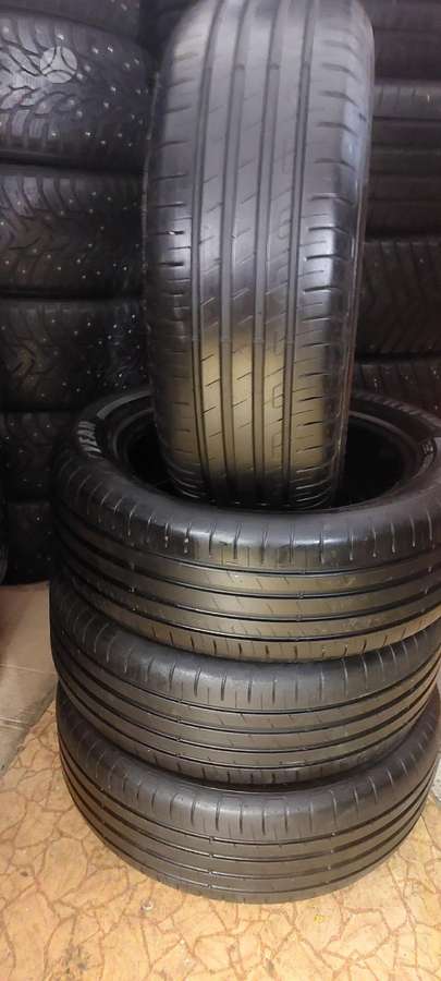 Goodyear 21 metu, летние 215/55 R17