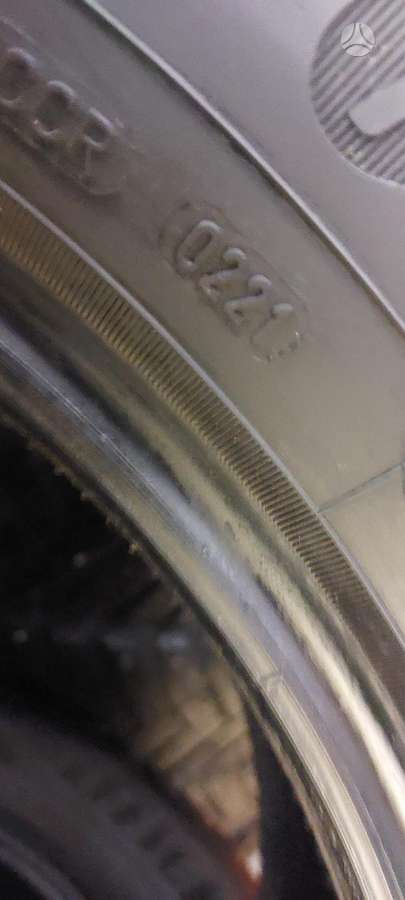 Goodyear 21 metu, летние 215/55 R17