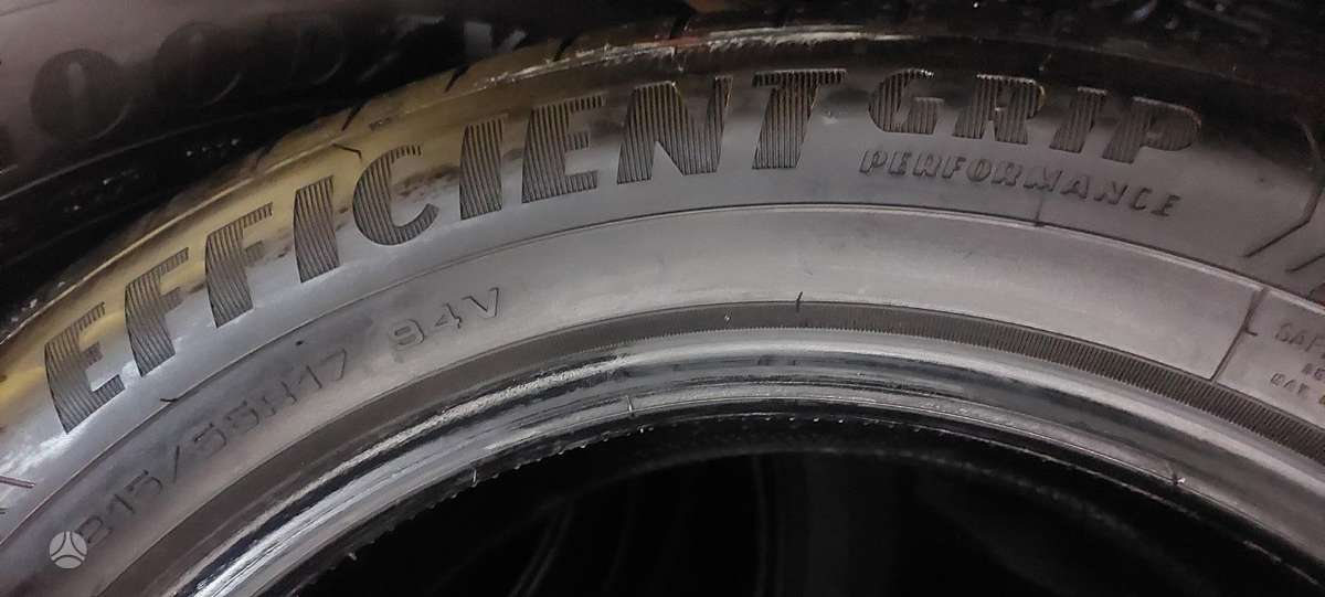 Goodyear 21 metu, летние 215/55 R17