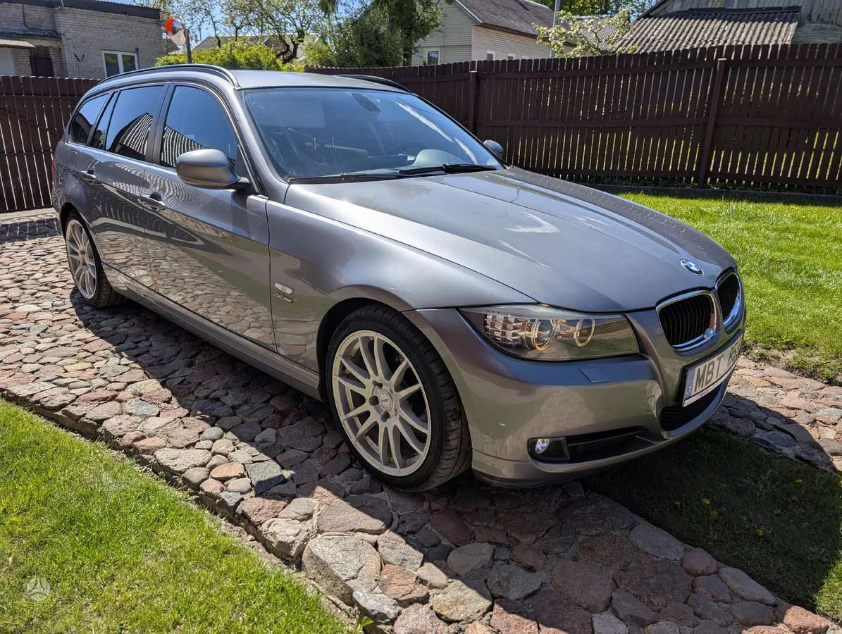BMW 320, 2.0 l., universalas